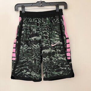 Nike Dri-FIT Kids Size Large L Green Camo + Pink Shorts Athletic Basketball EUC